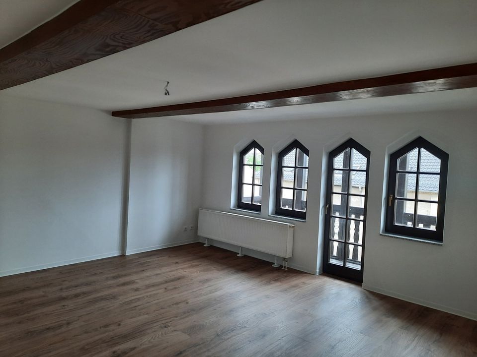 Schöne 3 Zimmer Dachgeschoss Wohnung in Wurzen