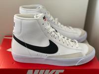 NEU!! NIKE BLAZER MID ‘77 (GS) white/black-team orange NP: 109€ Niedersachsen - Meppen Vorschau