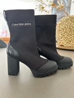 Calvin Klein Jeans Damen Mid Boot Stiefel Platform Strick Gr. 40 Sachsen - Markkleeberg Vorschau