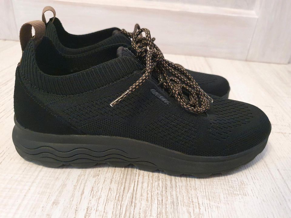 Neu GEOX Respira schwarz Gr.37 Halbschuhe Sneaker in Schwedeneck