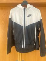 ❤️ Nike Jacke Windrunner Windbreaker M neuwertig Bayern - Türkheim Vorschau