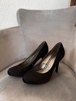 Absatzschuhe aus Velours Frankfurt am Main - Westend Vorschau