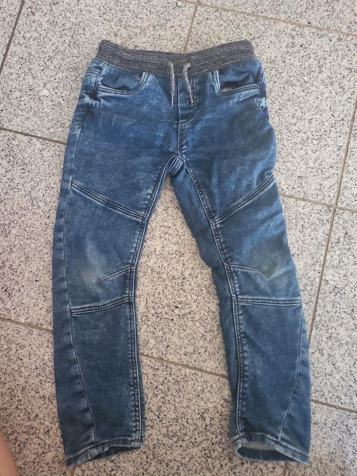 C&A Jeans Gr. 116 junge blau in Niederzier