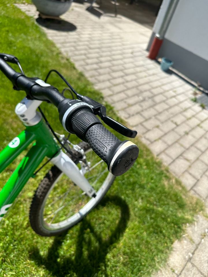 Woom Fahrrad nr. 4 grün aus erster Hand sehr guter Zustand in München