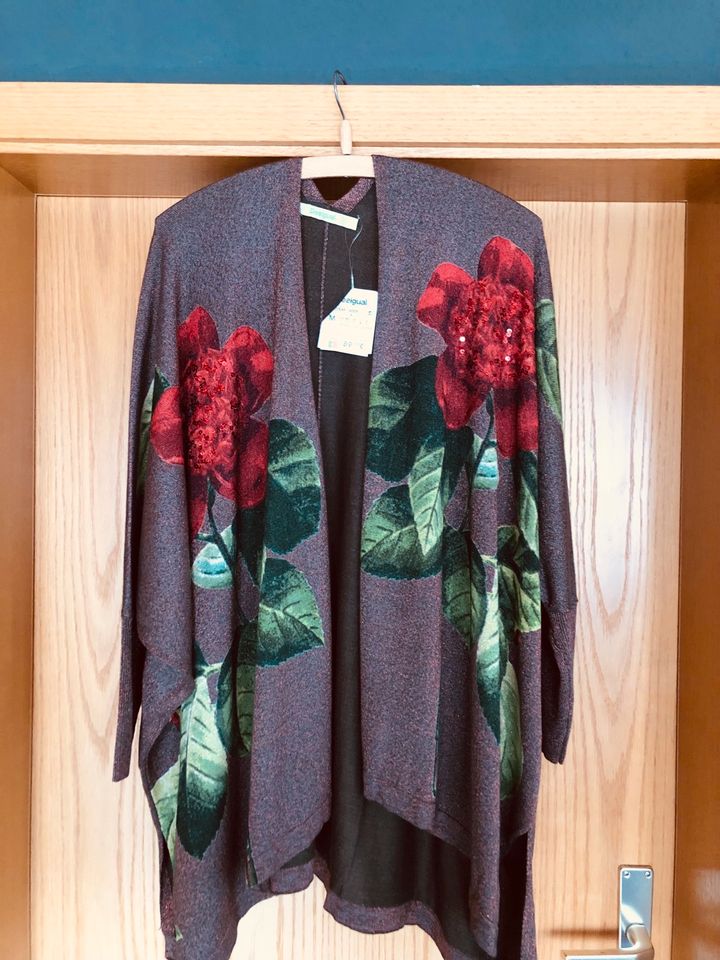 Cardigan Desigual in Haiterbach