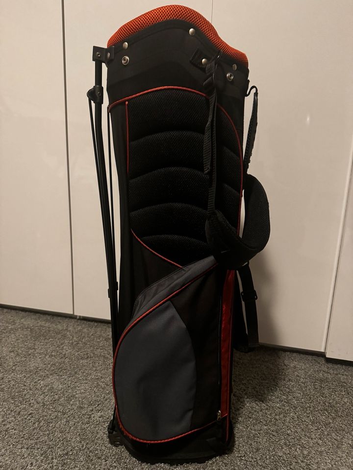 Golfbag Tragebag Standbag Carrybag Golftasche Wilson in Steinenbronn