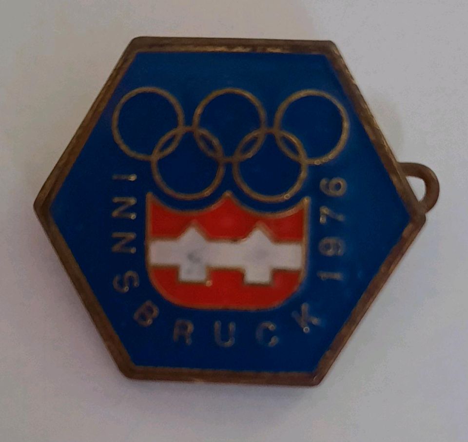 Original Pin Olympische Winterspiele 1976 Innsbruck offiziell in Hamburg