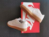 *Neue* Elegante Nike Court Leder Größe 38 und 38,5 Sportschuhe Frankfurt am Main - Innenstadt Vorschau