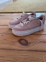 Nike Air Force Mitte - Wedding Vorschau