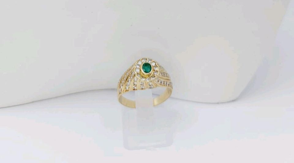 Ring/ Smaragd/ 1,64 ct Brillanten/ Gold 585/ Farbstein grün/ 525 in Quickborn