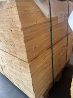 ca. 50 m² Fichte Holz Bretter (5 €/m²) 18x125x980mm Glattkantbretter Latten Kürzungen Zaunbretter Zaun Holzbretter Holzdielen Terrassenbretter Terrassendielen Restposten Sonderposten PALL022 3240300 Westerwaldkreis - Hahn am See Vorschau