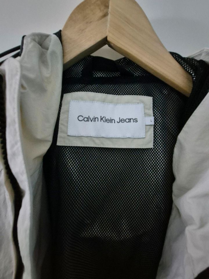 Calvin klein ck jacke windbreaker Herren gr.L in Minden