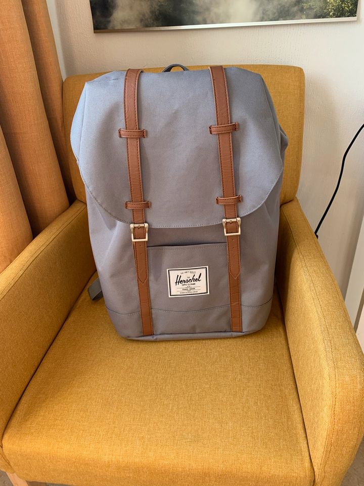 Herschel Retreat Rucksack NEU in Olpe