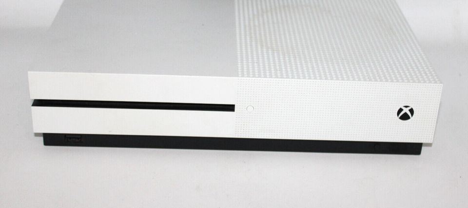 Microsoft Xbox One S - 500GB - Spielekonsole - Weiß in Duisburg