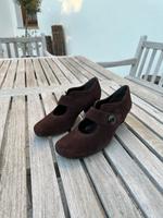 ara Pumps High Heels Wildleder braun Gr. 39 top Zustand Nordrhein-Westfalen - Detmold Vorschau