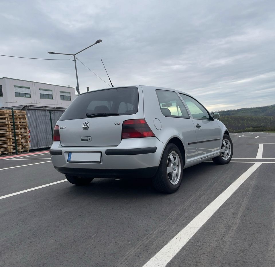 VW Golf IV 1.9 TDi in Neunkirchen Siegerland