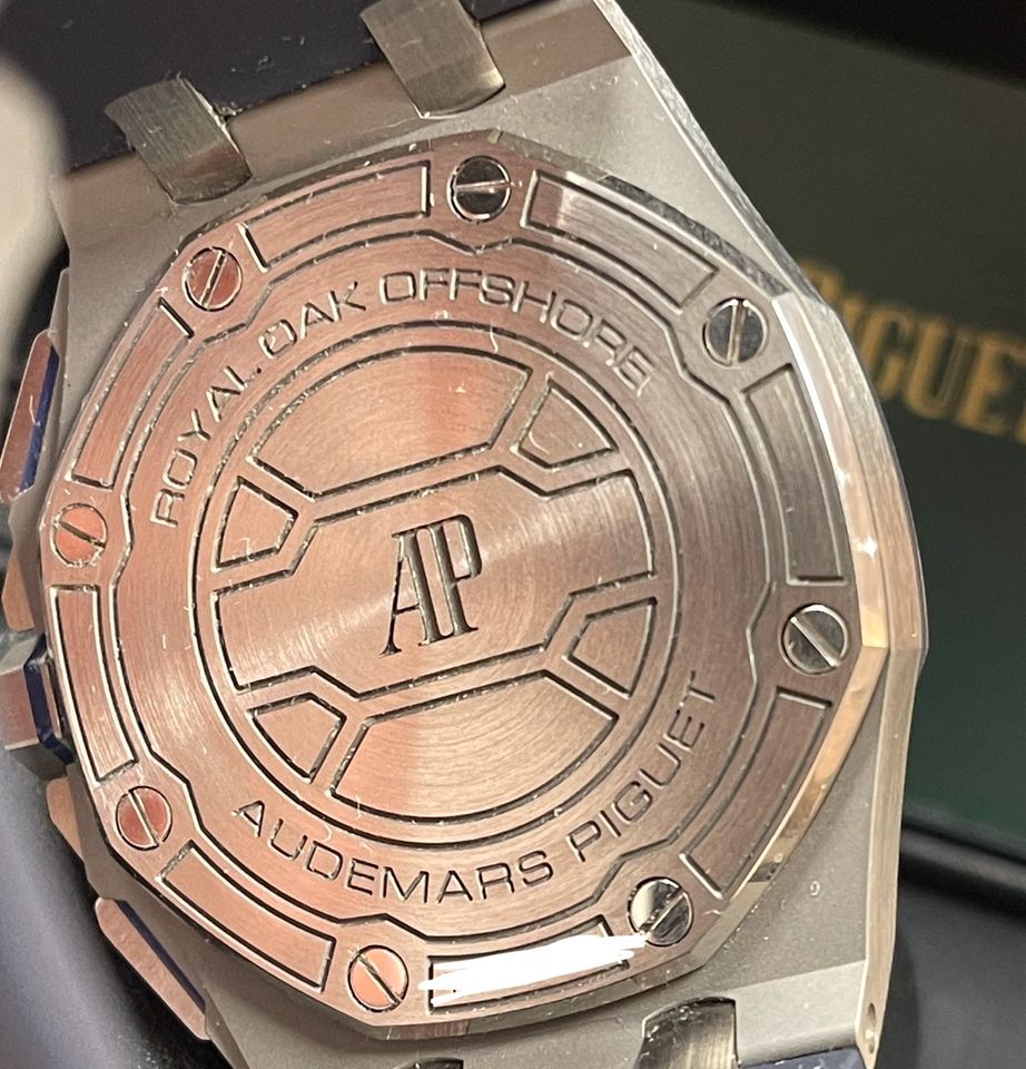 Audemars Piguet 26480TI Royal Oak Offshore Titan Full Set 2021 in Andernach