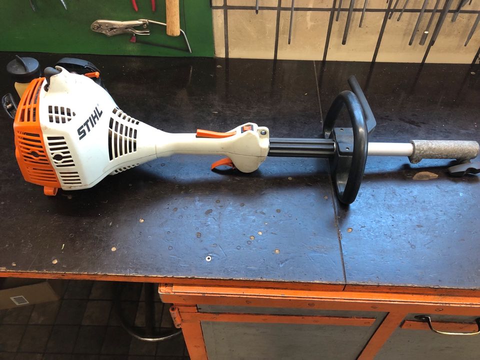 STIHL Kombimotor in Aukrug