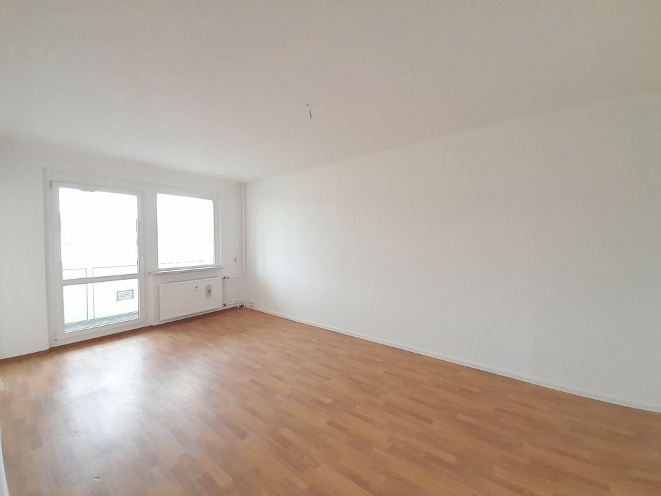 *** 3 Raumwohnung sucht neuen Mieter *** in Marienberg