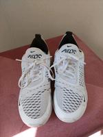 NIKE AIR 270 GRÖßE 38 WEIß Bayern - Bad Staffelstein Vorschau