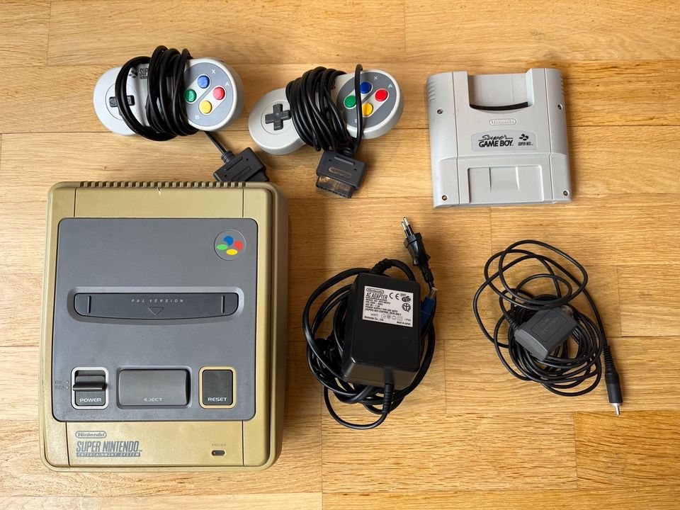 Super Nintendo Konsole inkl. Gameboy-Adapter in Ratingen