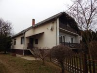 Ungarn:2-Stöckiges Einfamilienhaus mit Garage und Nebengebäuden/Komitat Zala Baden-Württemberg - Sontheim Vorschau