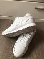 Puma Sneakers Gr.43  Weiß Fast NEU Saarland - Homburg Vorschau