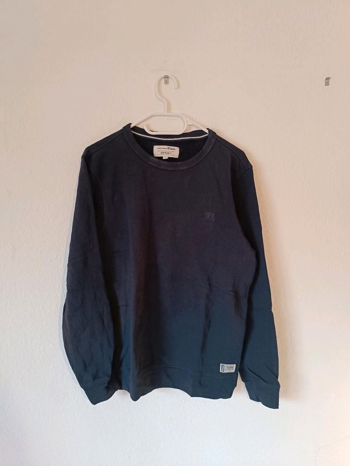 Blauer Pullover von Tom Tailor in Freiburg im Breisgau