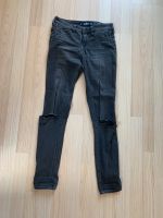 Hollister Jeans Hose Jeanshose XS 34 25/28 Nordrhein-Westfalen - Bottrop Vorschau