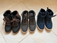 Kinder Herbst/Winter Schuhe Gr. 32 ab 4 Euro Düsseldorf - Heerdt Vorschau