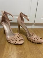 Rosa beige High Heels Sandaletten Peeptoe Catwalk Saarbrücken-West - Altenkessel Vorschau