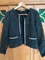 Boucle-Jacke schwarz-weiß Gr.S Hessen - Großenlüder Vorschau