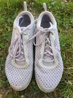 Lila Nike Schuhe in der Gr:  41 Sachsen-Anhalt - Möser Vorschau