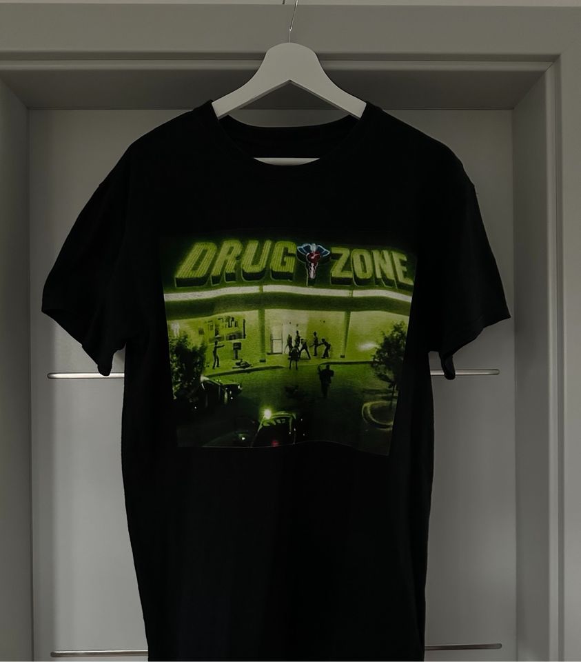 PLAYBOI CARTI NEON TOUR T-SHIRT in Pirna