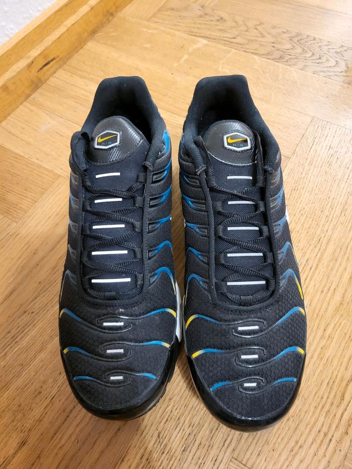 Nike Air Max Plus TN "Black Teal Yellow" in Köln