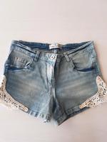 Jeansshorts Hose kurz Hotpants Jeans Spitze Damen Baden-Württemberg - Altbach Vorschau