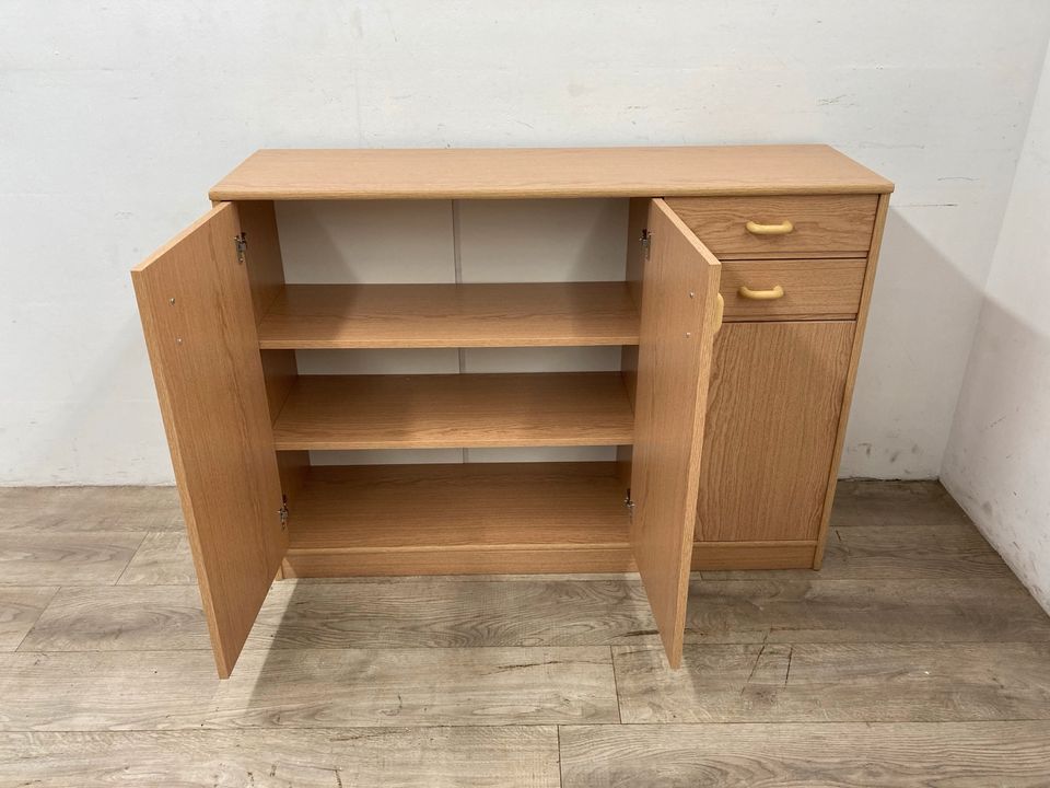 #A Kommode Sideboard Holzgriffe Holz Schubladen Wohnzimmer in Burgstädt