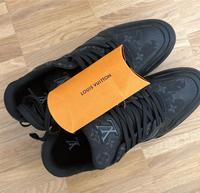 Louis Vuitton LV Trainer x Nigo – Schwarz Denim (Gr. 45) Rheinland-Pfalz - Lahnstein Vorschau