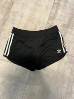 Adidas Shorts M Niedersachsen - Wahrenholz Vorschau