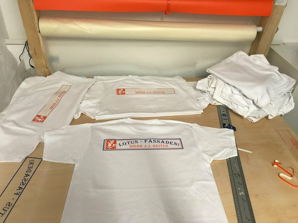 T-Shirt bedruckt / bedrucken lassen | Bereits ab 5 Stück in Berlin