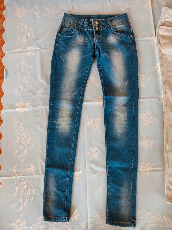 Damen Mädchen Hosen Jeans neue gr.XS -S in Kreßberg