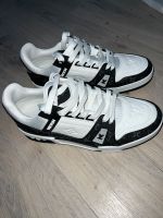 Louis Vuitton Trainer Sneaker *Original* Baden-Württemberg - Aalen Vorschau
