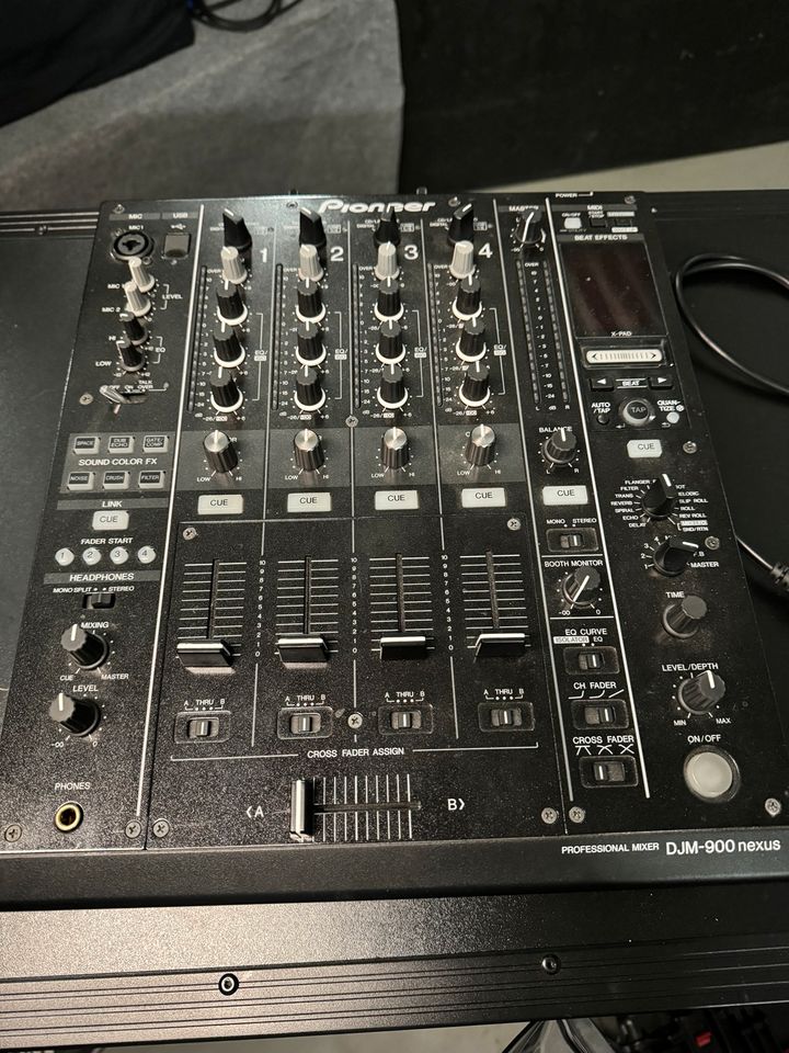 Pioneer DJM900NXS inkl. Decksaver und Rackeinbau in Stadthagen