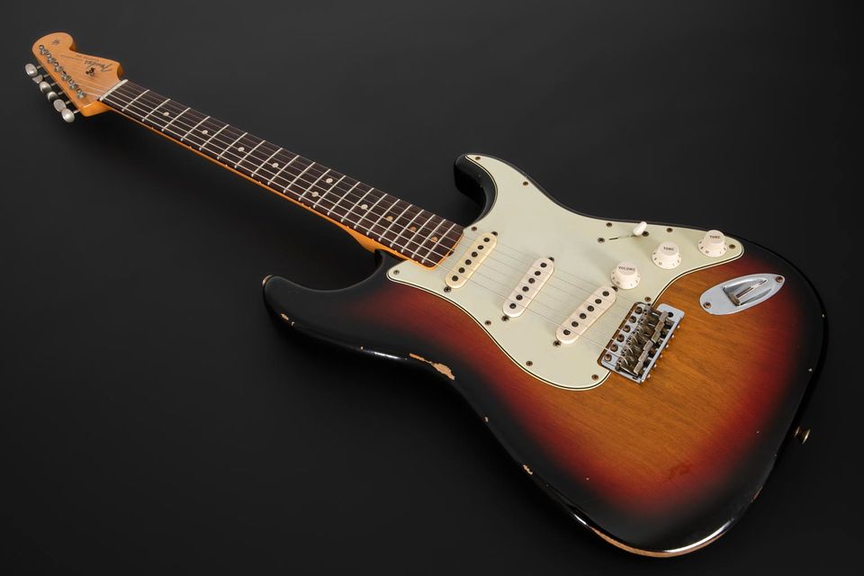 2022 Fender Custom Shop ’63 Stratocaster Relic Korina in Paderborn