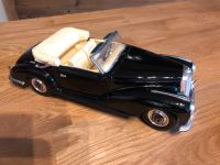 Maisto Mercedes Benz 300 S   1:18 Nordrhein-Westfalen - Schmallenberg Vorschau