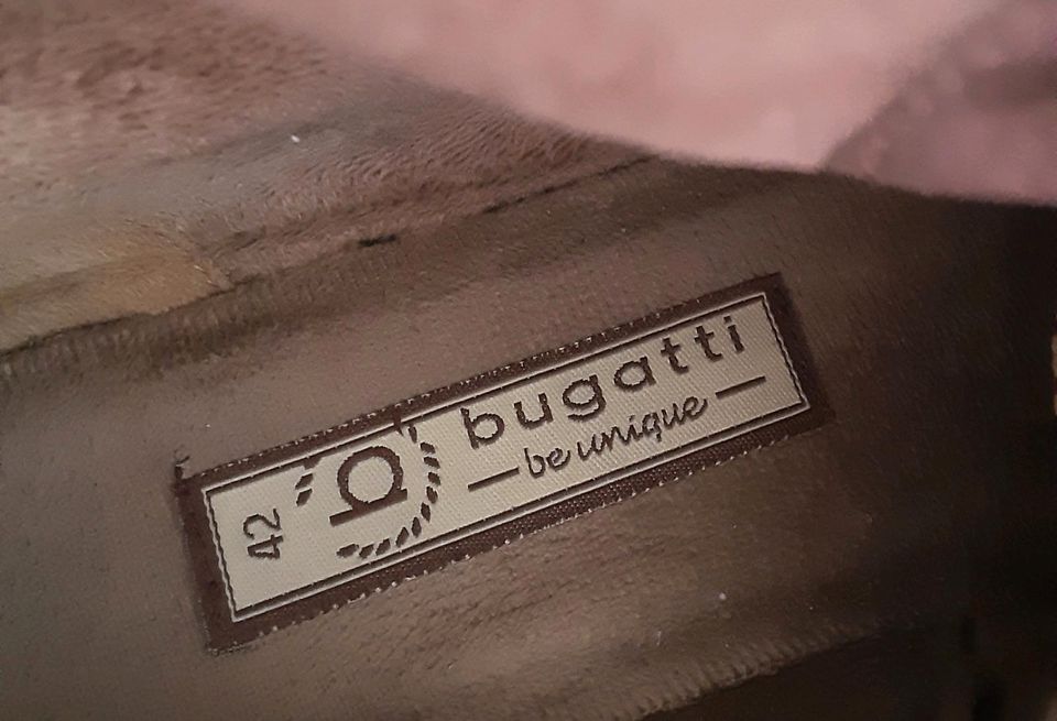 ♥️ Bugatti Boots, Stiefel beige/creme Gr.42, neuwertig ♥️ in Bordesholm