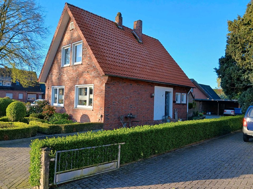 Mietshaus Einfamilienhaus mit Garten und Teich in Aschendorf in Aschendorf Stadt Papenburg