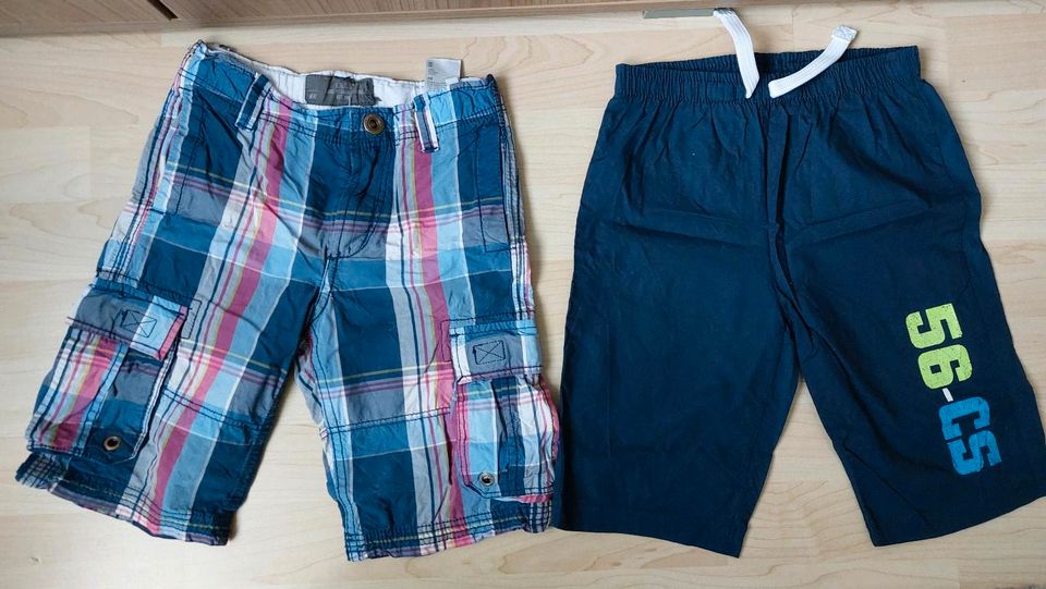 Kurze Hose Gr. 110/116 Sommerhose Kleiderpaket in Hausen