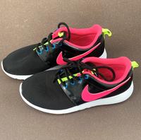 Nike Laufschuhe sehr bequem Neu Gr:38,5 Rheinland-Pfalz - Wallhausen Vorschau