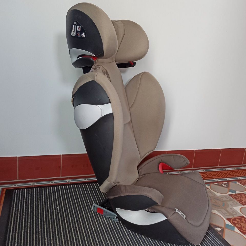 Cybex Pallas M fix Solution Kindersitz Kleinkindersitz Isofix in Thalmassing